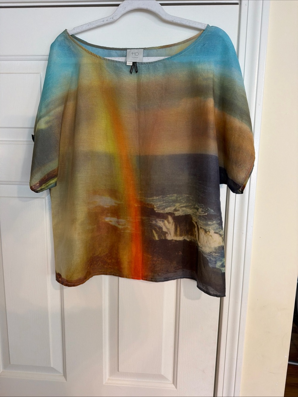 HD in Paris for Anthropologie Scoop Neck 100% silk Women's Top - Rainbow Print